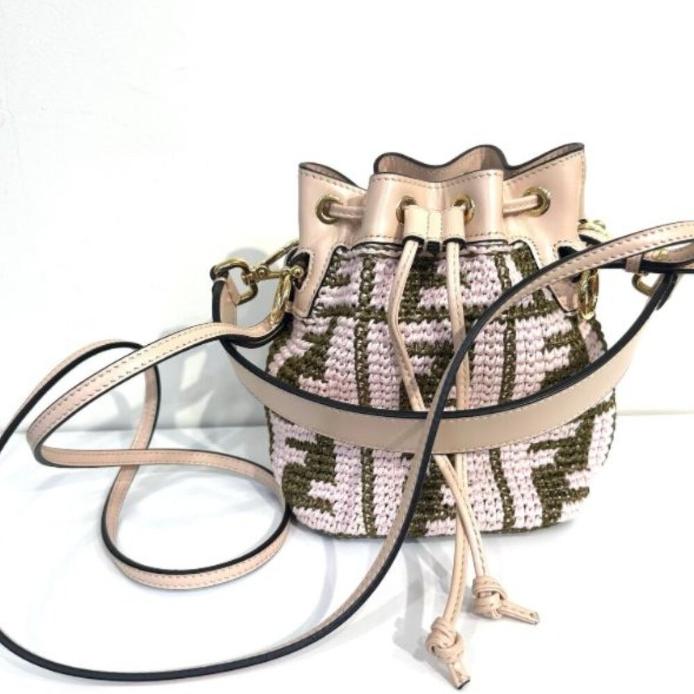 2022 FF Fendi Crochet Mon Tresor Bucket Bag Mini Beige/Pink Raffia